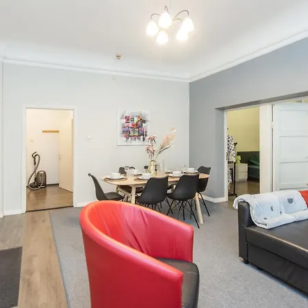 Apartment Large Vacation In The Old Town Riga