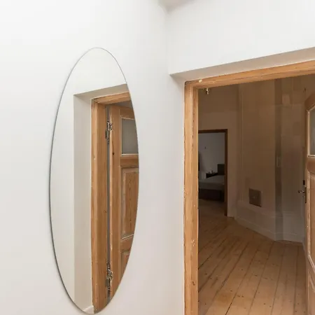 Large Vacation In The Old Town Apartment *