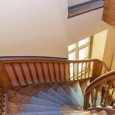 Large Vacation In The Old Town Apartment Riga